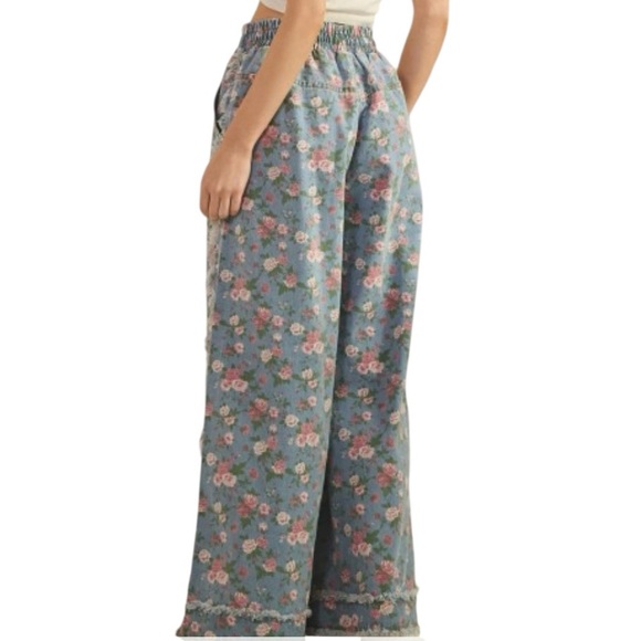 Sage + Fig Wide Leg Boho Elastic Waist Floral Denim Frayed Accents - Picture 2 of 3